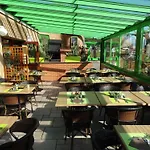 Metrhotel Cambo 2*