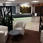 Metrhotel Cambo Hotel 2*