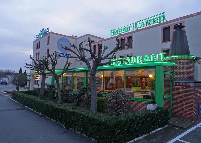 Metrhotel Cambo Otel