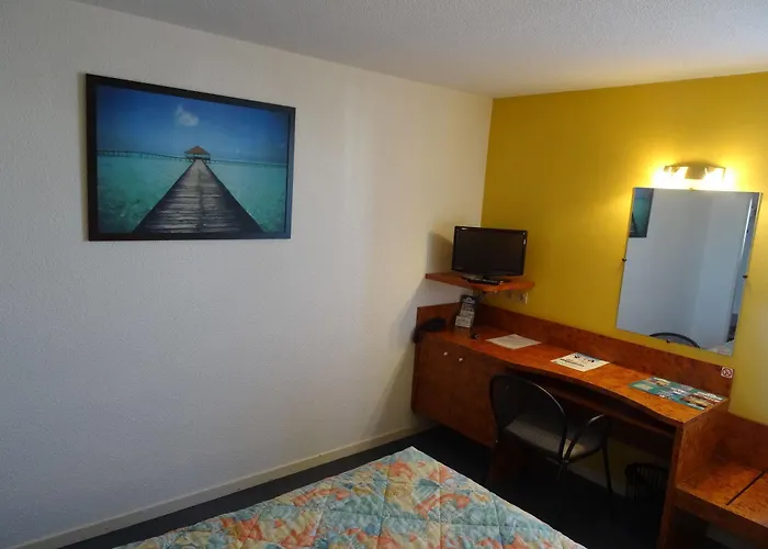 Metrhotel Cambo Otel