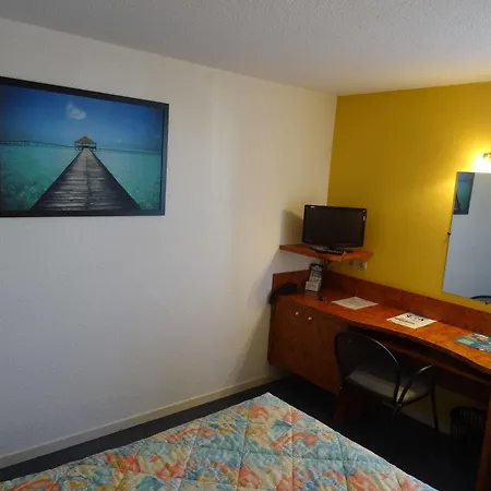 Metrhotel Cambo 호텔