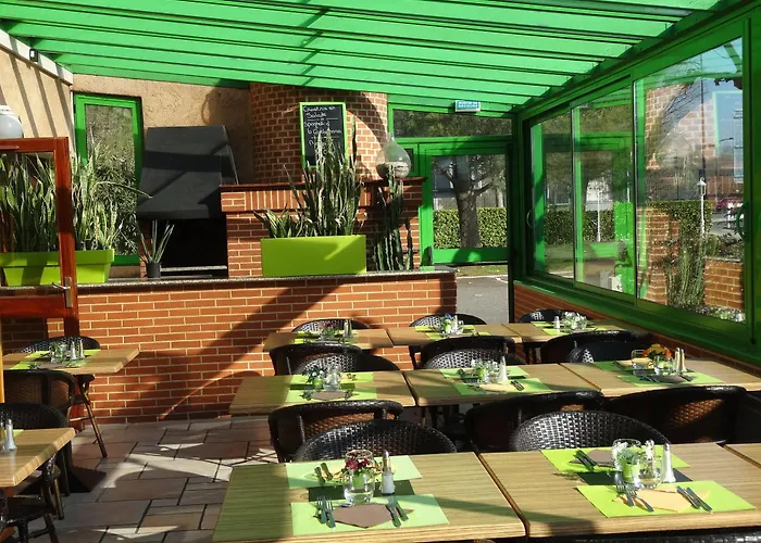 Ξενοδοχείο Metrhotel Cambo 2*